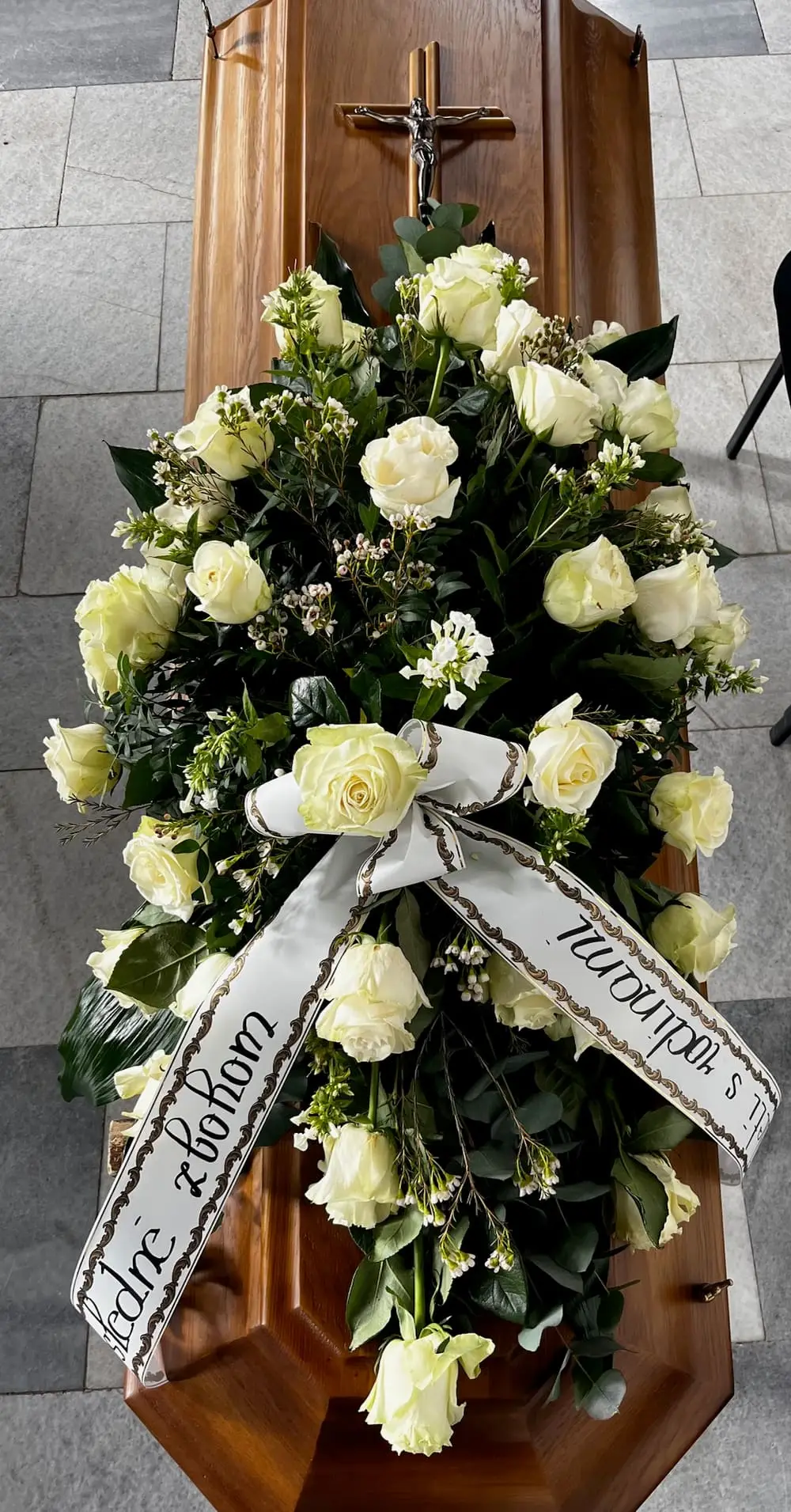 Rakvové kytice zo živých kvetov, vzor 140-17